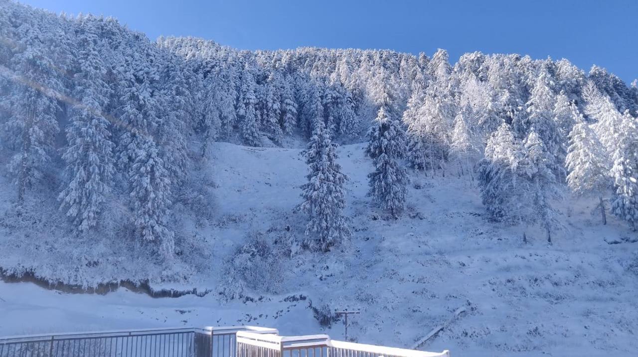 The Countryside Retreat I Vacations I Conference I Mice I Family Events I Open Air Terrace I Sky Bonfire I Kufri By Exotic Stays Шімла Екстер'єр фото