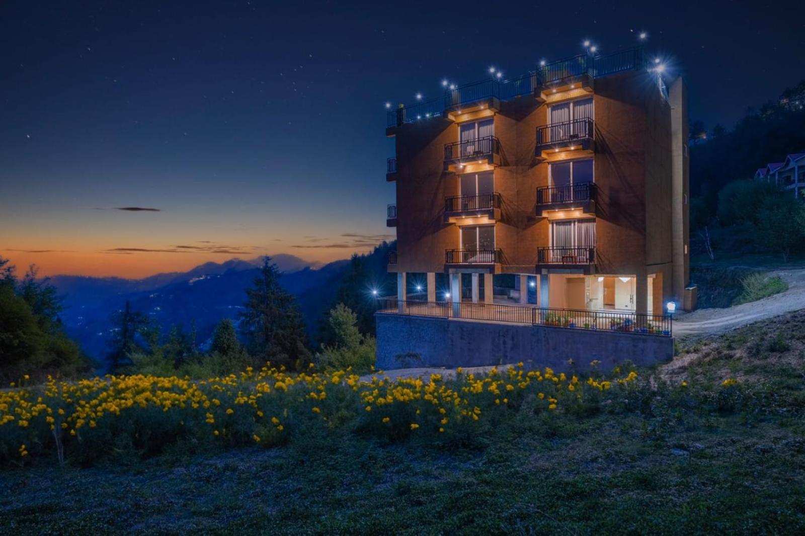 The Countryside Retreat I Vacations I Conference I Mice I Family Events I Open Air Terrace I Sky Bonfire I Kufri By Exotic Stays Шімла Екстер'єр фото